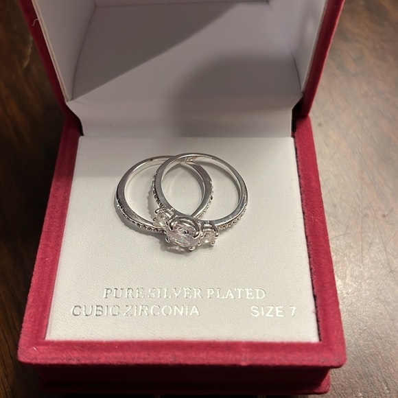 Size 7 Fashion Ring Set - Picture 10 of 10